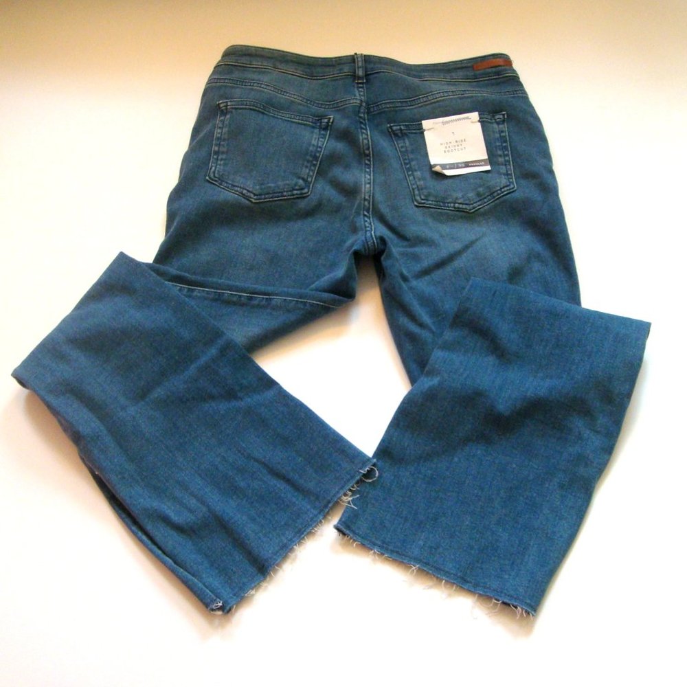 Pilcro and the Letterpress NWT High Rise Boot Cut - Picture 4 of 7